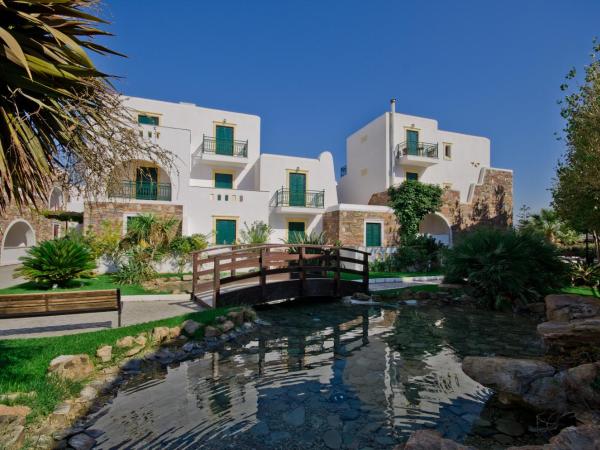 Naxos Resort Beach Hotel : photo 5 de la chambre chambre triple - vue sur jardin