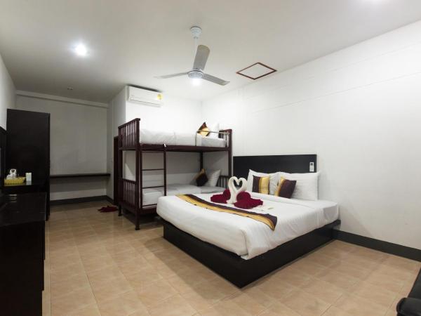 Sleep In Lanta Resort : photo 5 de la chambre chambre quadruple deluxe