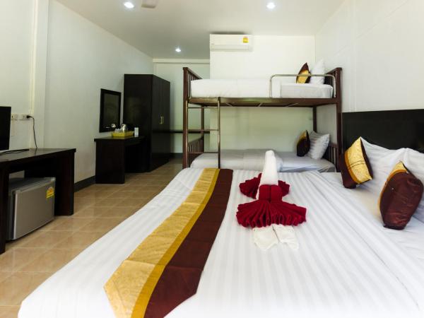 Sleep In Lanta Resort : photo 4 de la chambre chambre quadruple deluxe