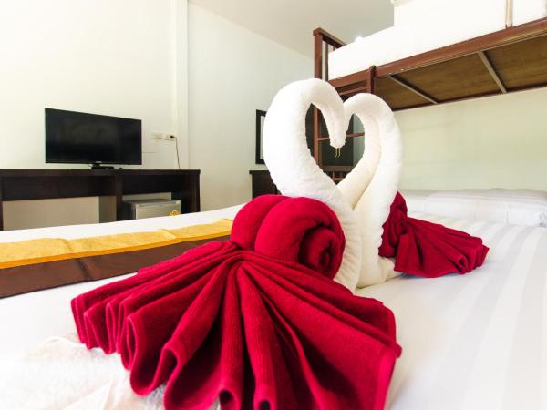 Sleep In Lanta Resort : photo 3 de la chambre chambre quadruple deluxe