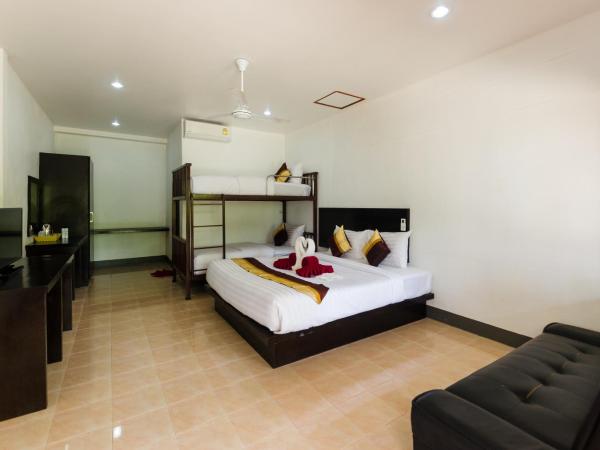 Sleep In Lanta Resort : photo 1 de la chambre chambre quadruple deluxe
