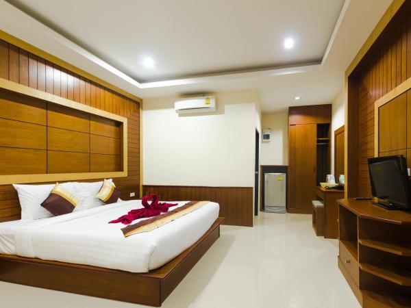 Sleep In Lanta Resort : photo 2 de la chambre bungalow deluxe - vue sur jardin