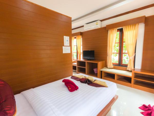 Sleep In Lanta Resort : photo 6 de la chambre chambre triple supérieure