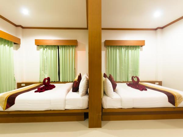 Sleep In Lanta Resort : photo 4 de la chambre chambre quadruple supérieure 
