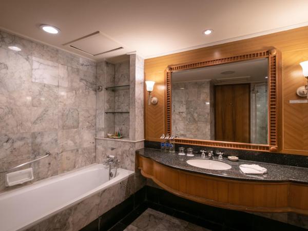 Montien Riverside Hotel Bangkok : photo 1 de la chambre chambre double ou lits jumeaux supérieure