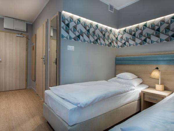Hotel Cesarskie Ogrody : photo 5 de la chambre standard apartment in resort building