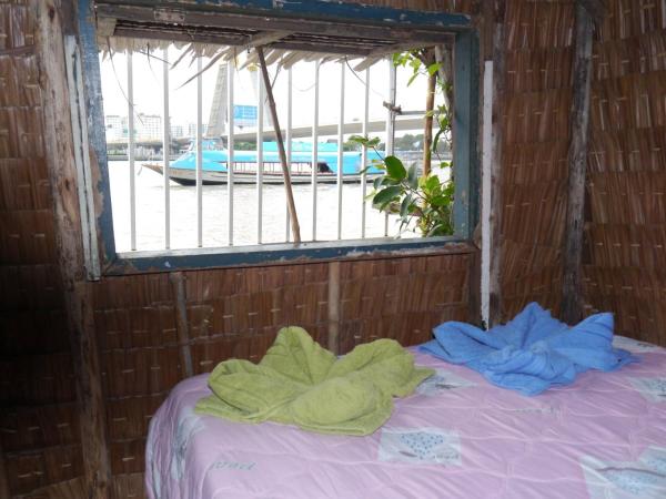 New Phiman Riverview Guesthouse : photo 1 de la chambre cottage - vue sur jardin