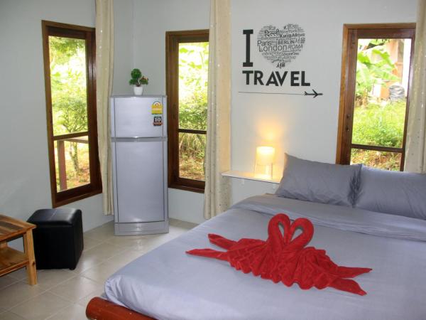 Tropical Paradise Leelawadee Resort : photo 5 de la chambre maison de vacances