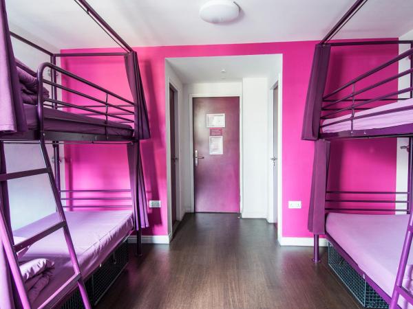 Safestay London Elephant & Castle : photo 2 de la chambre lit dans dortoir mixte de 4 lits avec salle de bains privative