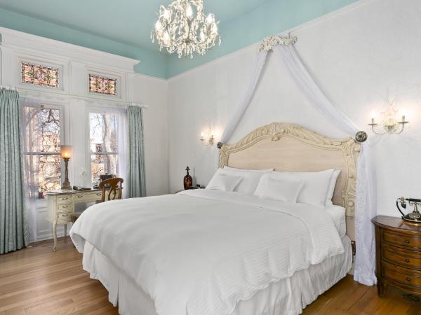 Patterson Inn : photo 4 de la chambre suite lit king-size - accessible aux personnes à mobilité réduite