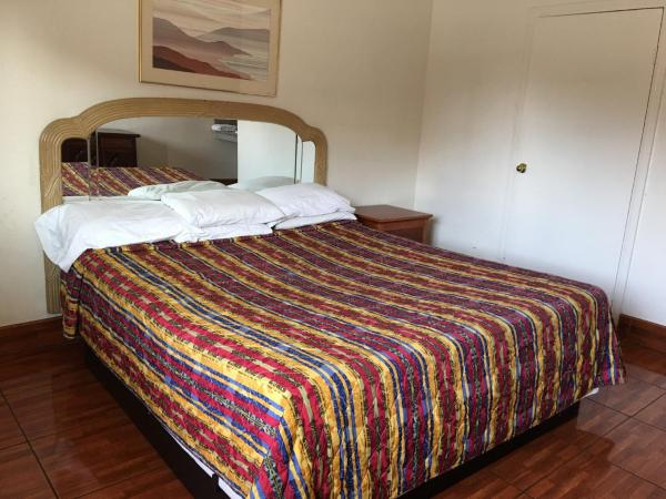 Sand Piper Motel - Los Angeles : photo 5 de la chambre chambre lit king-size avec salle de bains privative - fumeurs