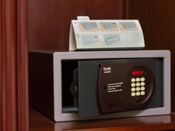 Lotus Hotel Masjid India : photo 3 de la chambre chambre double deluxe