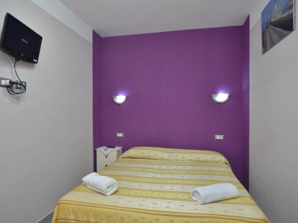 Guest house l'Edera di Gavina apt : photo 4 de la chambre grande chambre double