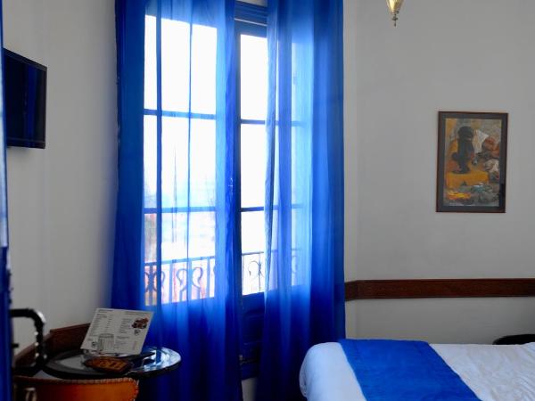 Hôtel Central : photo 2 de la chambre chambre simple