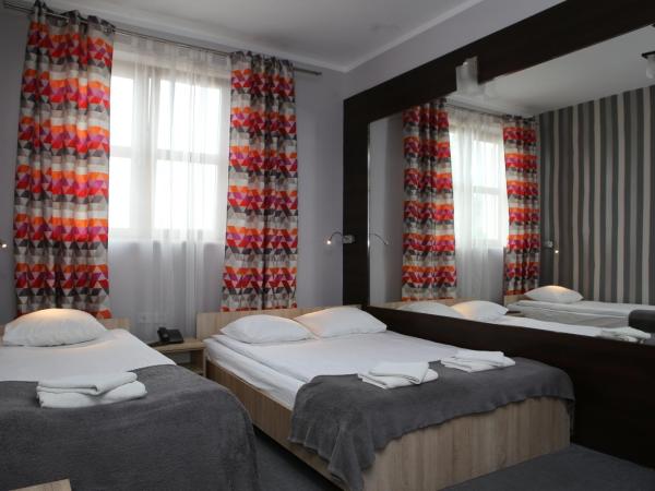 Hotel Sunny : photo 4 de la chambre chambre lits jumeaux supérieure