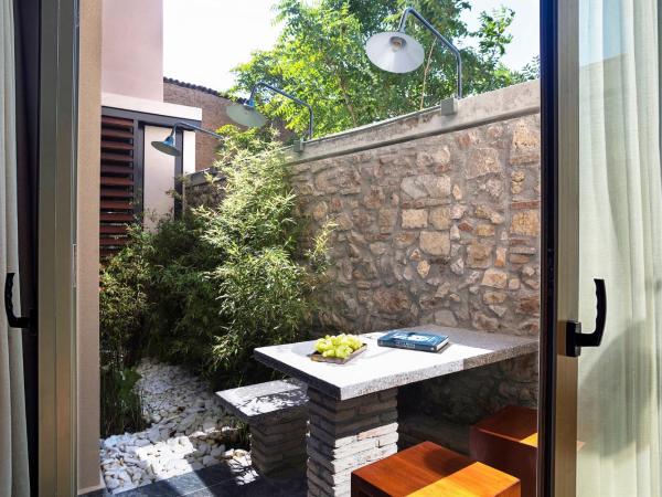 The Foundry Suites : photo 8 de la chambre appartement - vue sur jardin