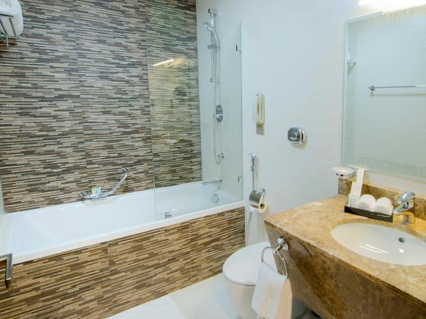 Al Murooj Grand Hotel : photo 4 de la chambre chambre double deluxe