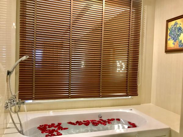 Furama Chiang Mai : photo 3 de la chambre chambre deluxe premier