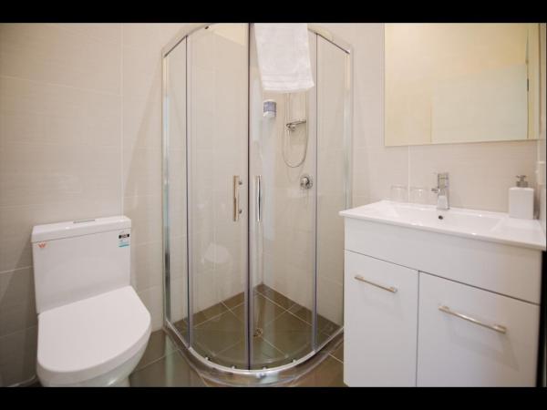 Grand Central Serviced Apartments : photo 3 de la chambre chambre double standard