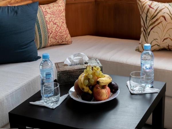 Hôtel Riad Airport Marrakech : photo 8 de la chambre chambre double ou lits jumeaux