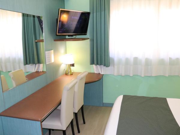 Hotel Domenichino : photo 3 de la chambre chambre double à occupation simple