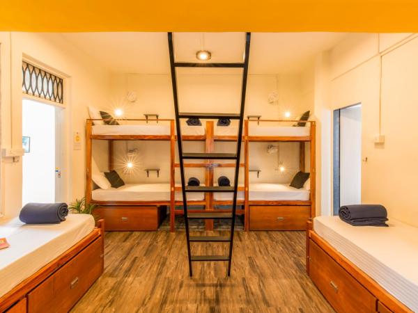 Locomo Mumbai - Stay Work Eat : photo 1 de la chambre lit dans dortoir mixte de 10 lits