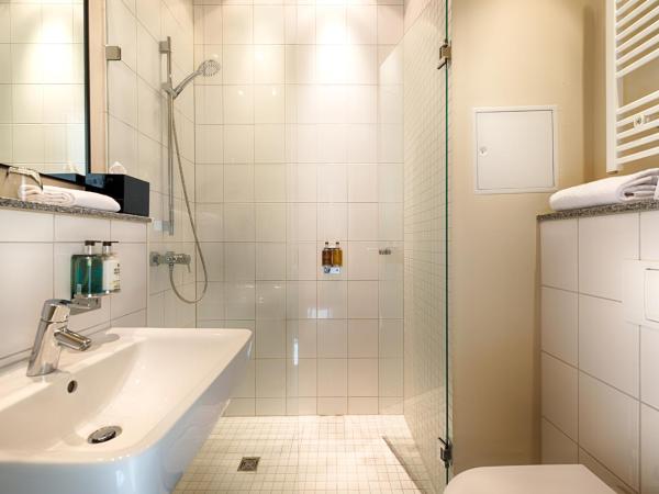 Mondrian Suites Berlin am Checkpoint Charlie : photo 6 de la chambre studio confort