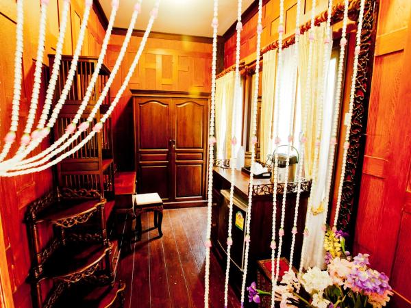 Paradise Pearl Bungalows : photo 4 de la chambre chambre lit king-size - vue sur mer