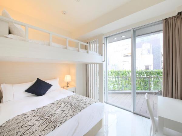 Centurion Hotel Residential Akasaka Station : photo 1 de la chambre moderate double room with balcony - non smoking - annex