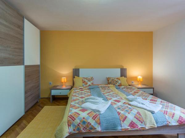 Apartment Complex Sauko : photo 2 de la chambre appartement standard