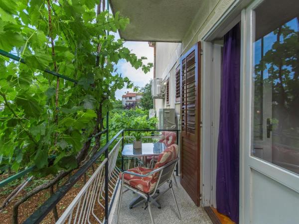 Apartment Complex Sauko : photo 5 de la chambre chambre double ou lits jumeaux