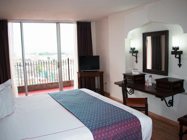 Hotel Fenix : photo 1 de la chambre chambre supérieure