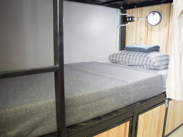 @The Pier 519 Hostel : photo 4 de la chambre lit simple en dortoir