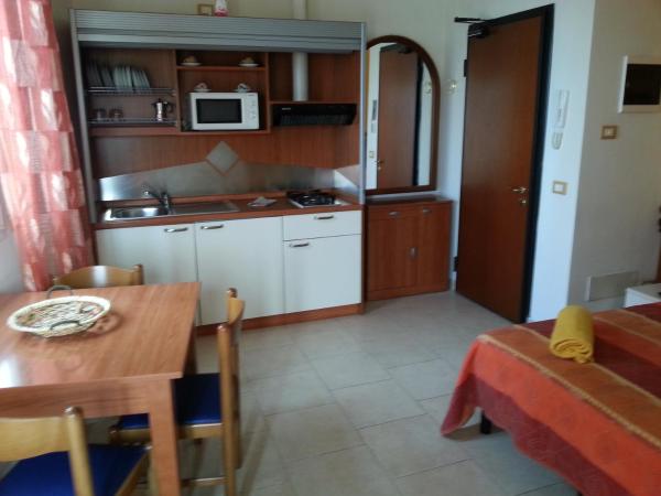 Residence La Villetta : photo 5 de la chambre studio