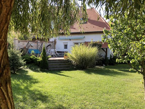Full Garden House at Heroes Square : photo 9 de la chambre maison 2 chambres