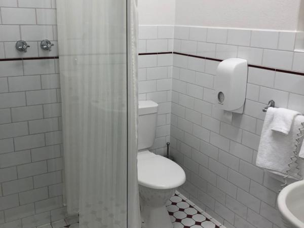 Adelaide Airport Motel : photo 9 de la chambre chambre double ou lits jumeaux standard