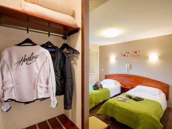 Cit'Hotel de la Marne : photo 1 de la chambre chambre lits jumeaux standard