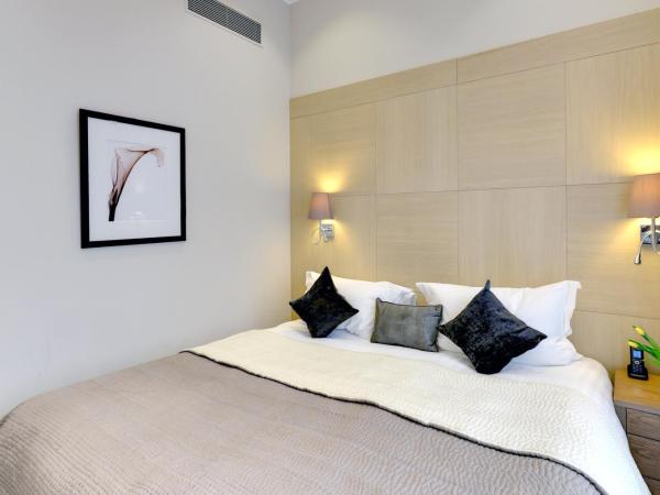 Claverley Court Apartments Knightsbridge : photo 10 de la chambre appartement 3 chambres de luxe avec balcon