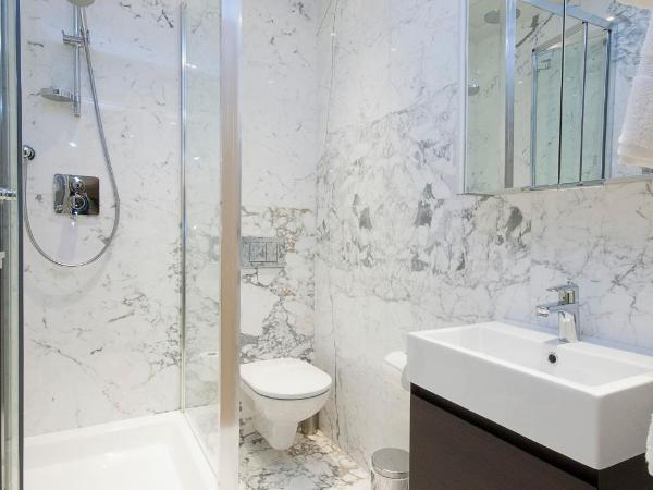 Claverley Court Apartments Knightsbridge : photo 8 de la chambre appartement 3 chambres de luxe avec balcon