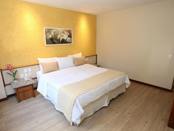 Mengo Palace Hotel : photo 3 de la chambre suite double avec baignoire 