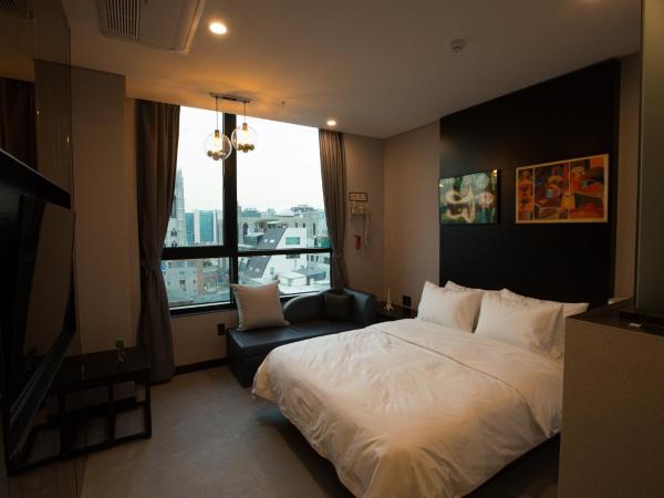 Hotel Senne : photo 2 de la chambre chambre double avec salle de bains privative