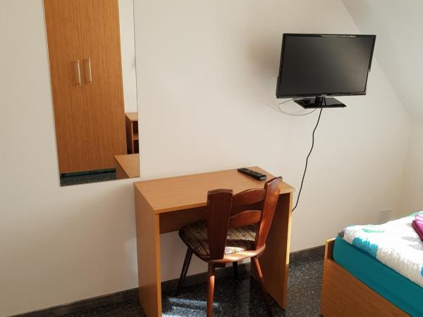 Pension Haus Baron 1 Neckarau : photo 3 de la chambre chambre simple Économique