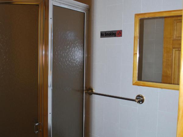 Bowery Grand Hotel : photo 5 de la chambre chambre simple standard avec salle de bains commune