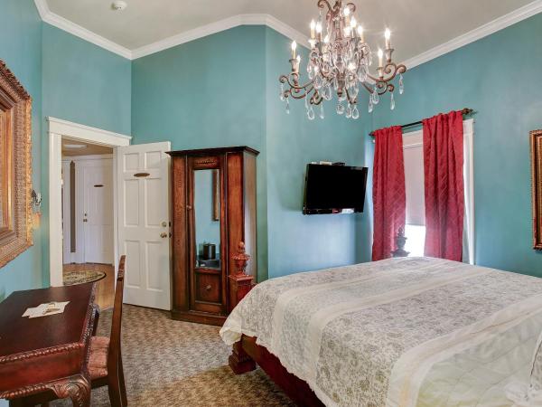 Sara's Inn on the Boulevard : photo 3 de la chambre chambre lit king-size