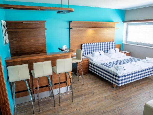 Restaurant & Design Hotel Noem Arch : photo 3 de la chambre captain cabin - deluxe double room with bath