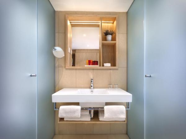 Girandella Valamar Collection Resort : photo 6 de la chambre room for 2 seaview - designed for adults