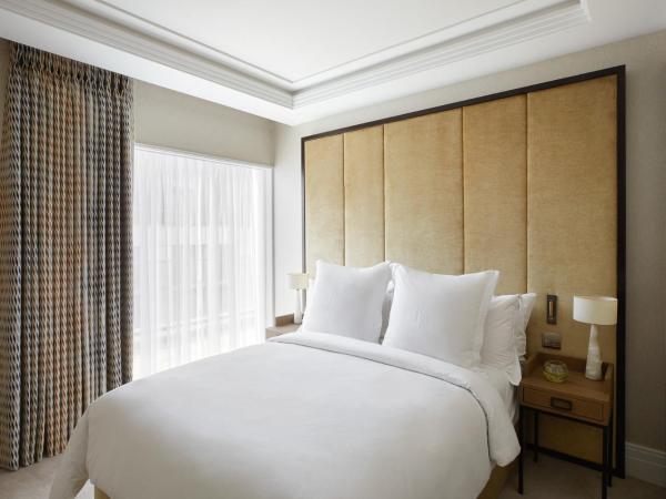 Four Seasons Hotel London at Ten Trinity Square : photo 8 de la chambre rsidence 3 chambres