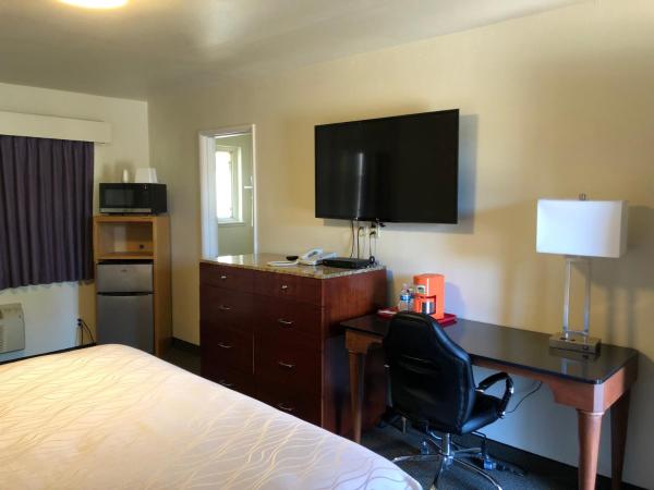 Monticello Motel : photo 4 de la chambre chambre lit king-size standard