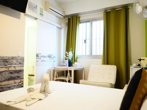 VALENCIA SUITS YOU Centro Histórico, Establecimiento Automatizado-Fast Auto Check in&Out, Solo para Adultos-Adults only : photo 3 de la chambre petite chambre double avec salle de bains privative