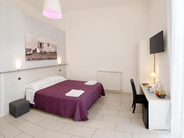 B&B Solimena : photo 6 de la chambre chambre lit king-size deluxe